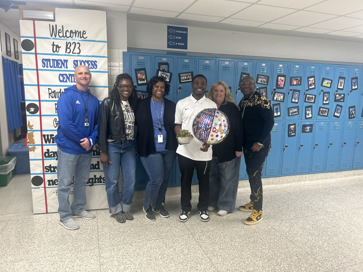 CoachSwain9's tweet photo. I’m honored to be nominated for the 2025 First Class Teacher Award! Thank you to my principals &amp; supporters! 

On May 5th from 6-7 PM, I’ll be honored at the MISD PDC. 

I’m beyond grateful for the opportunity to make an impact in my classroom, on campus and in the community! https://t.co/V5TDePc01w