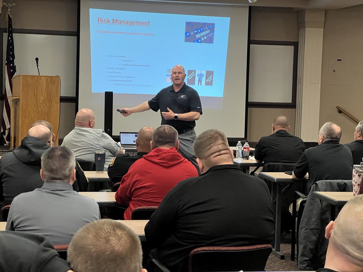 OHCounties's tweet image. CORSA and BSSA held their 1st of 4 Leadership Perspective classes for law enforcement in Mahoning County today.  There were 50 attendees from 8 Ohio counties. #StrongerCountiesStrongerOhio #LawEnforcement