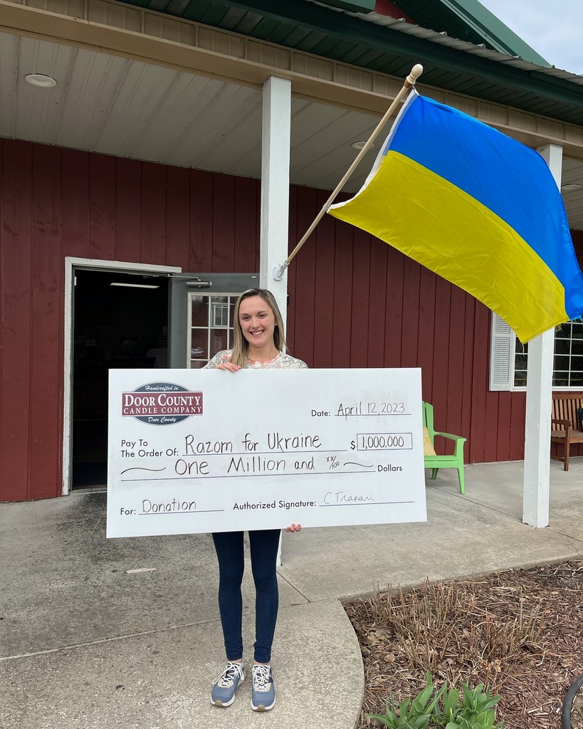 DoorCoCandle's tweet photo. With every purchase of your Door County Candle product, a portion gets donated back to charity. Over 1 million dollars has been donated to nonprofit organizations because of our wonderful community. Thank you for your support.
#candlescreatingchange #candleshop #doorcounty https://t.co/ZimwMnqDwL