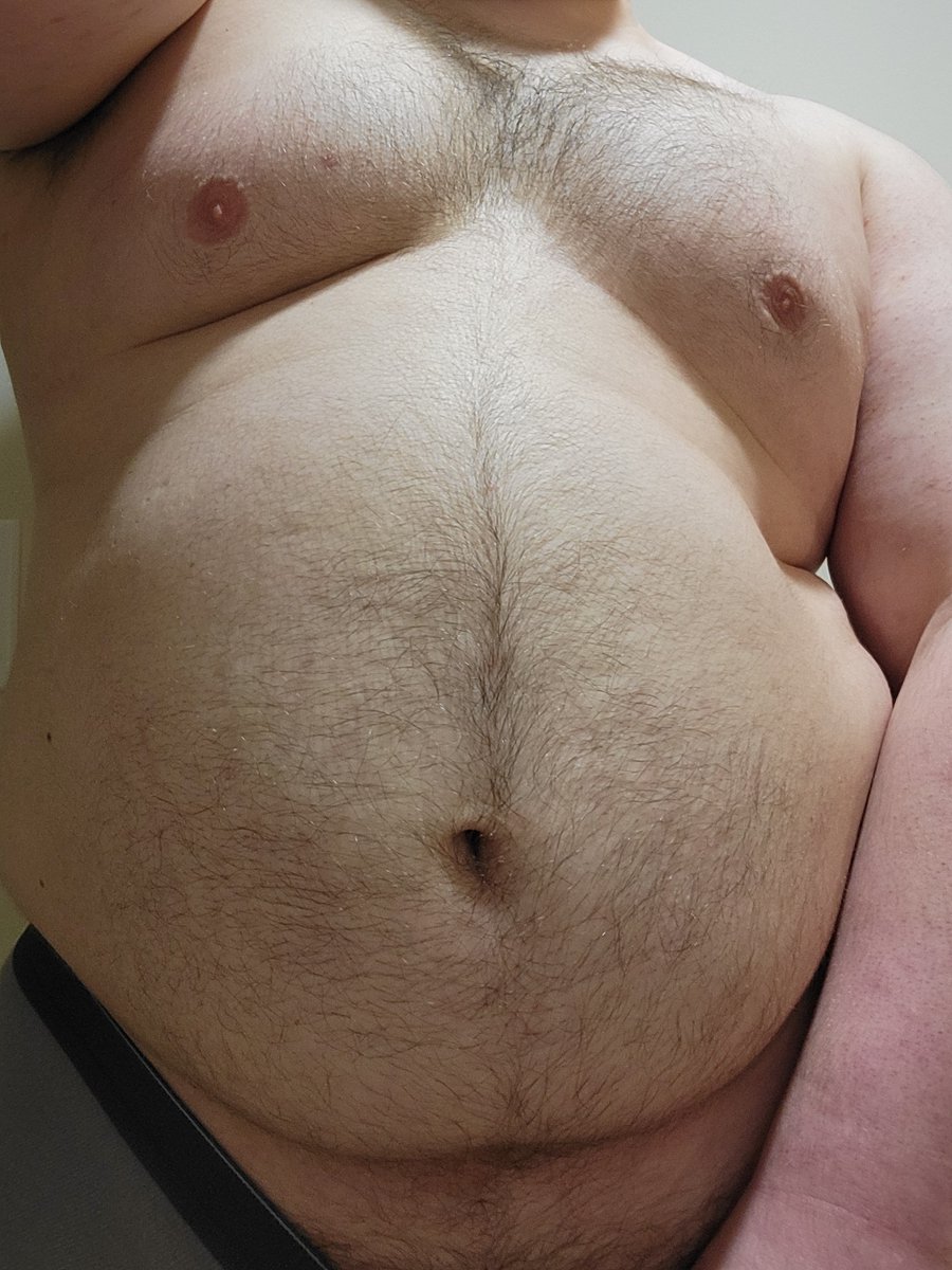fnard2's tweet photo. Your daddy bear looms over you.

What will you let him do to you? https://t.co/z3FMiBLPbh