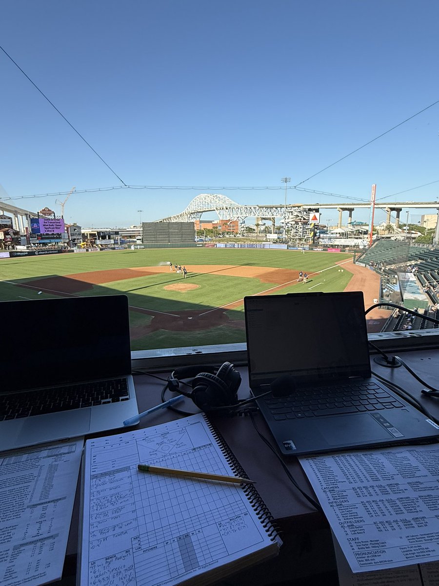 Great to be back on the road in Corpus Christi as the Missions take on the Hooks after a nice series win to start the season! Listen to the game at KKYX.com for the 6:35pm first pitch.