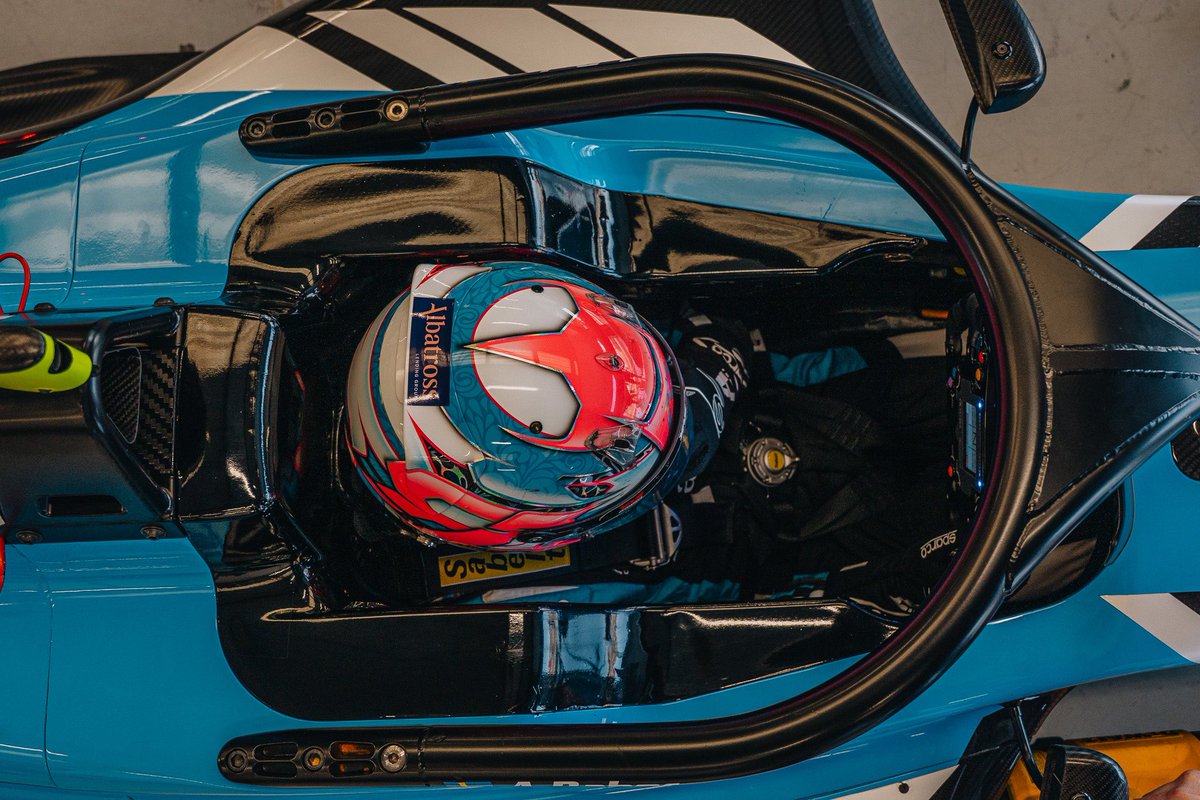 Double P2 in both AM and PM sessions today at Oulton Park 💪