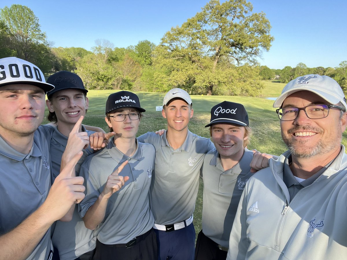 🚨BULLS WIN🚨
Big day as <a href="/hrhsbulls/">Hickory Ridge Ragin’ Bulls 🤘🏻</a> ⛳️shoot 158 &amp; win the <a href="/Gm4Sports/">Greater Metro 4 Conference</a> Conference Match #3 of the season
Congrats to Bulls <a href="/LleytonM_10/">Lleyton McCulloch</a> shooting 35 (-1) earning Medalist

Bulls Scores
🥇Lleyton McCulloch 35
6 Jude Bentley 39
T13 Noah Hatley 42
T13 Trevor Talbot 42
T22 Drew Wolfe 46