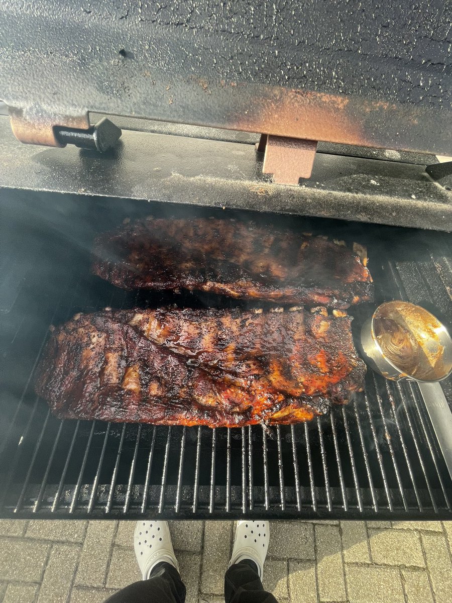 NexJens_'s tweet photo. Ribs &amp; Pulled Pork ✅ https://t.co/m6jXyesuOX