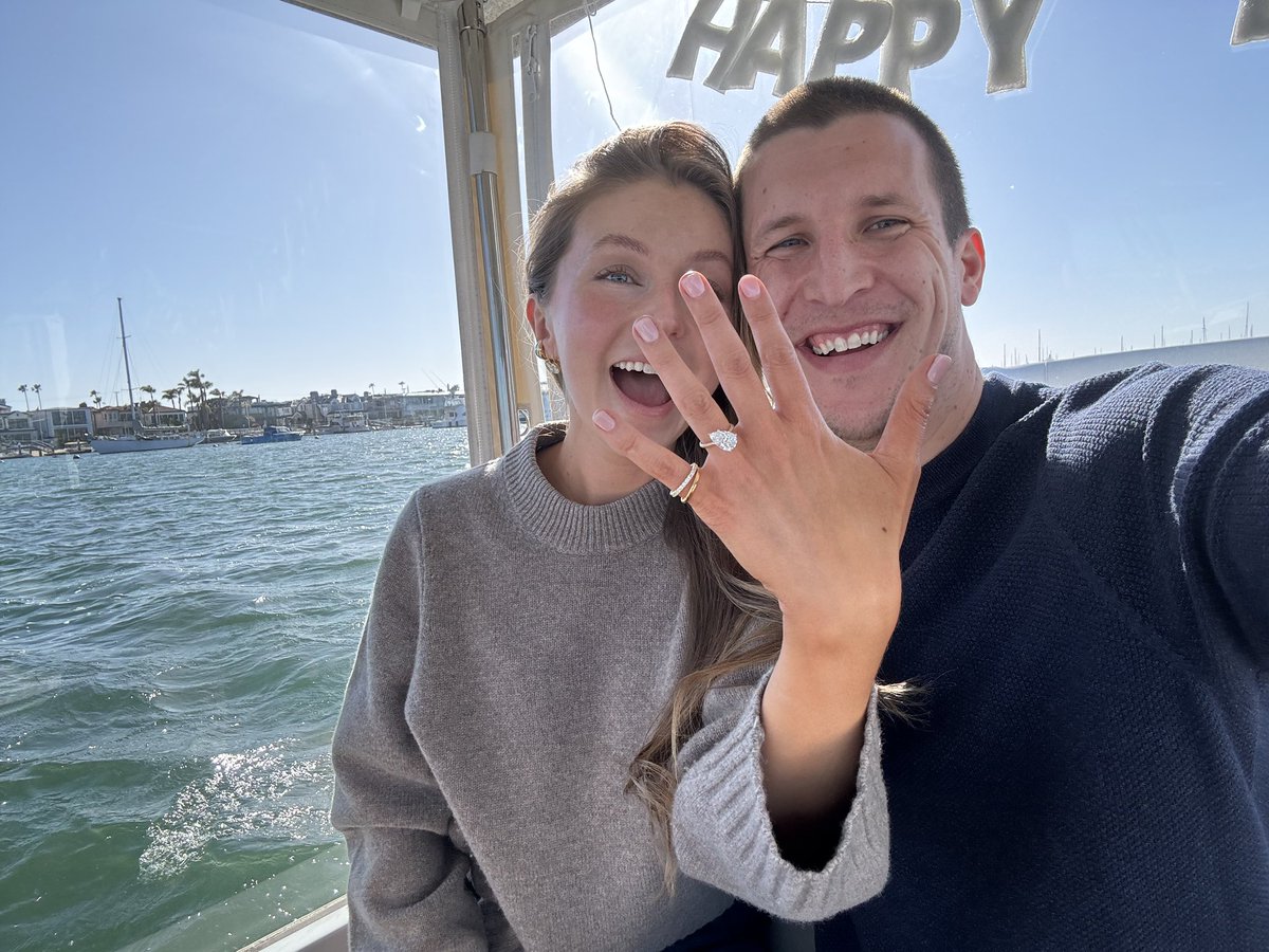 chuckstock tweet media