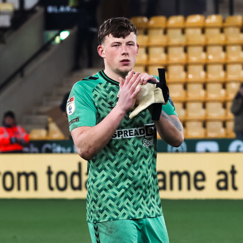 SunderlandAFC's tweet photo. 🎓 Eight academy graduates were involved in last night's draw with Norwich City whilst five played a part in the game. 

The Academy of Light shining through yet again 🌟