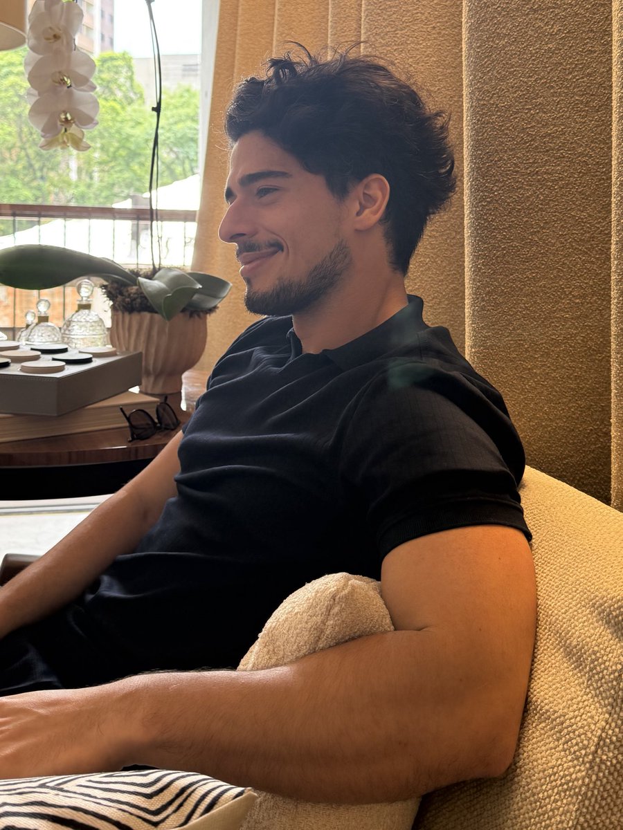 thiagobarrosnut's tweet photo. Envie esse post para o seu amigo que não gosta de jantar comida! https://t.co/s5ZrVSbVAy