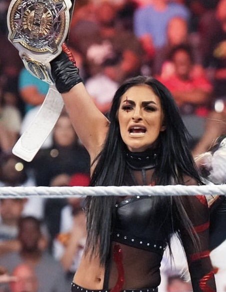 GoMelodyGo's tweet photo. BᴀBʏ ɪ’ᴍ ᴀ ᴡIʟDᴄⱯʀD
Here is the two seconds I got to celebrate winning the Wildcard Championship after my match before whatsherface decided to cheap shot me, steal the belt, and run away like a little bitch.
#FakeChamp
I’ll see you soon. Keep my title nice and warm. https://t.co/0oZwneWpG2