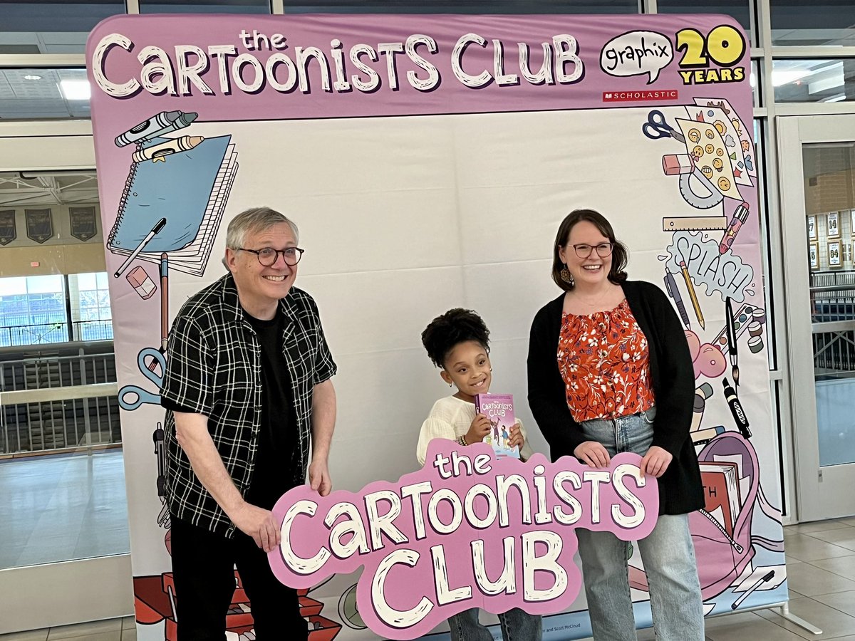 DecaturBulldogs's tweet image. Another inspiring day at DHS! We partnered with Little Shop of Stories to host Raina Telgemeier &amp;amp; Scott McCloud, co-authors of The Cartoonists Club.

They emphasized the power of pairing storytelling and visuals to build community, spark connection, and support one another! 📚📕