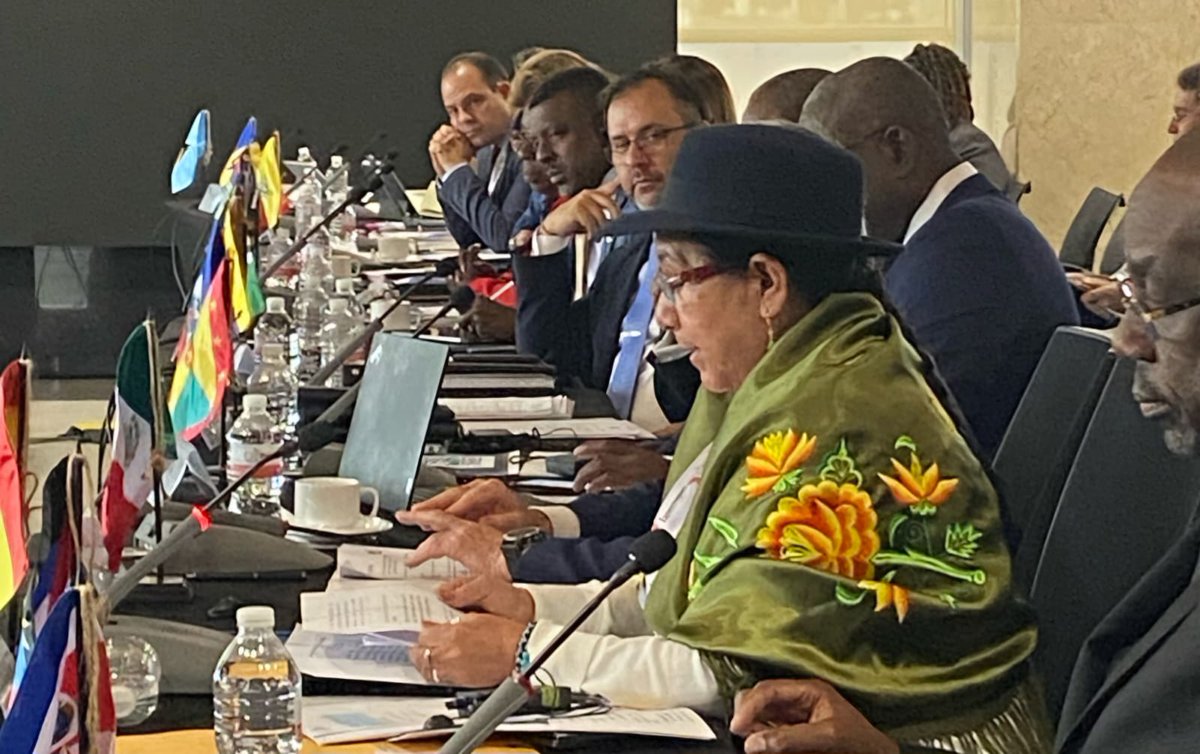 MRE_Bolivia's tweet photo. Nota de prensa | Ministra Sosa llama a la unidad e integración soberana en la IX Cumbre de Jefes de Estado Gobierno de la CELAC.

🔗 https://t.co/m2FEdk7xMW

#DiplomaciaDeLosPueblos #PorLaVida
#UnidosRumboAlBicentenario https://t.co/WaVz6DSWPW