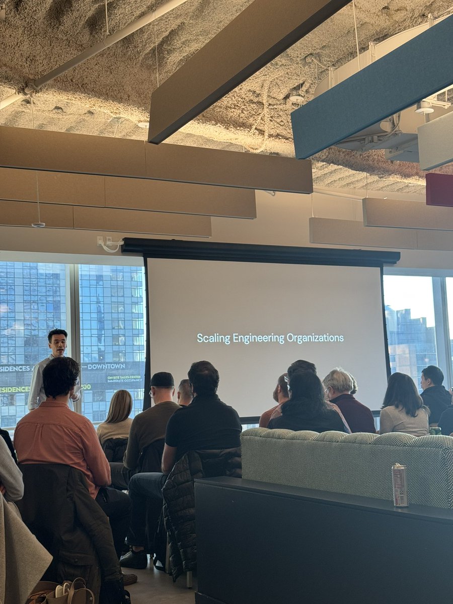 maple ong tweet media