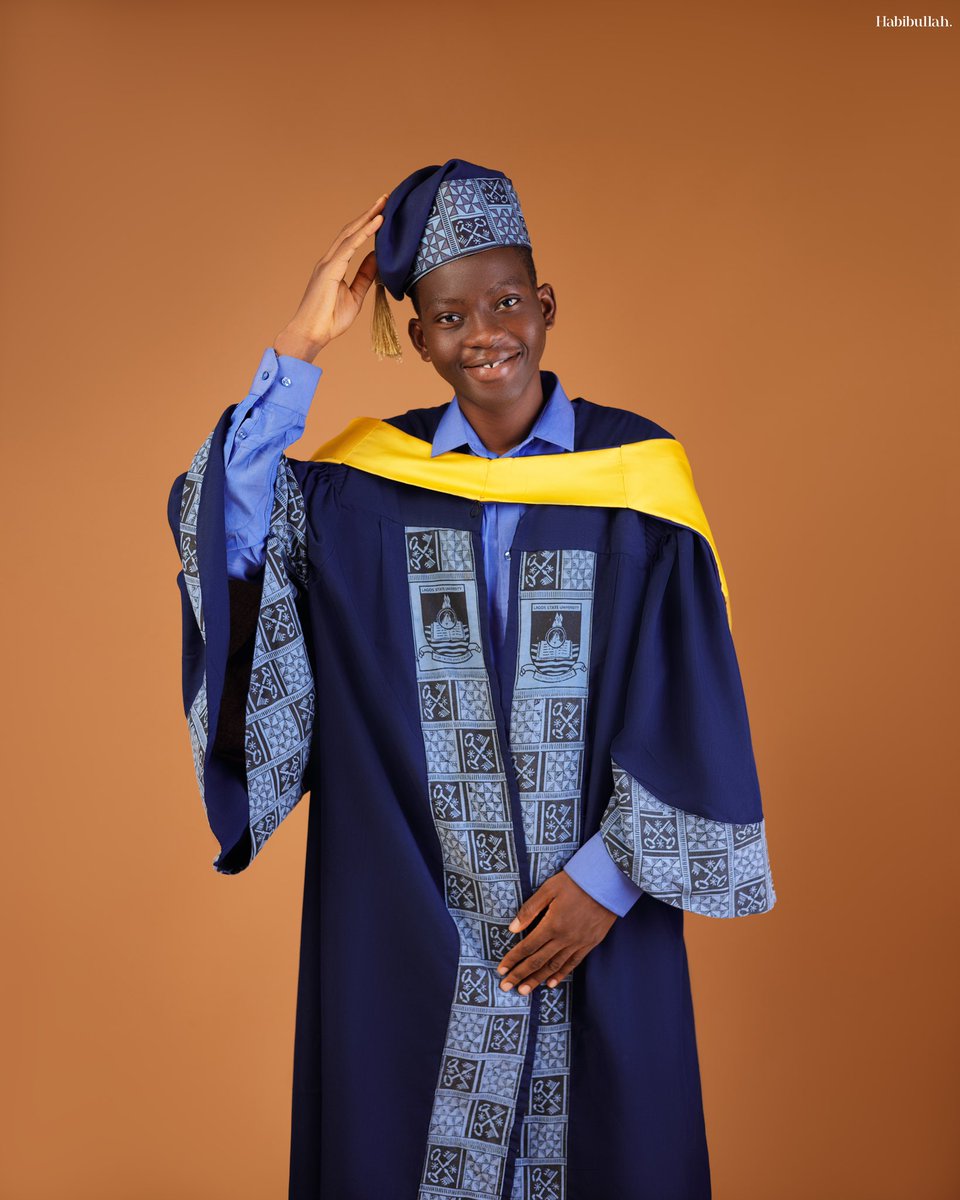 b_abdullah442's tweet photo. Which of the favours of my lord will I deny? 🥹

Bsc Mechanical Engineering in the bag!

#LASU28thConvocation https://t.co/gGm2y8gaS6