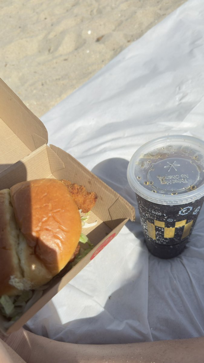 geraldine_pulgo's tweet image. Sun, sand, and Spring Break vibes in Yorktown, VA! #YorktownBeach #SpringBreakGetaway

#UnitingOurWorld @ParticipateLrng