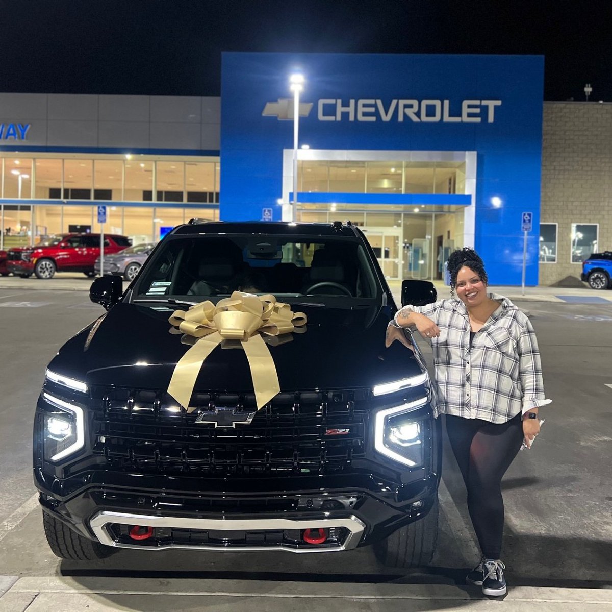 Congrats Zara on your 2025 Chevy Tahoe Z71! Your adventure starts at Three-Way Chevrolet. 4501 Wible Road. #bakersfield #SUV