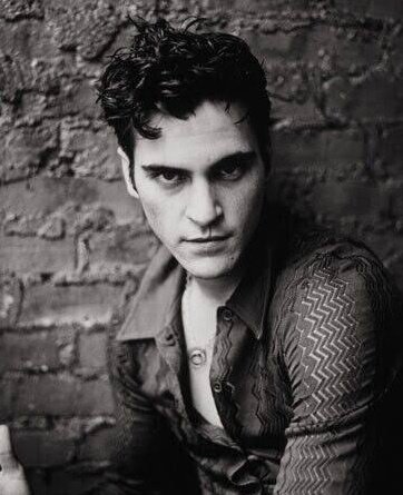 fhechingerdaily's tweet photo. White Lotus casting director Meredith Tucker said that Fred Hechinger reminds her a little bit of a young Joaquin Phoenix and he’s going to rule Hollywood one day!

via Vulture https://t.co/MhOnQNG190