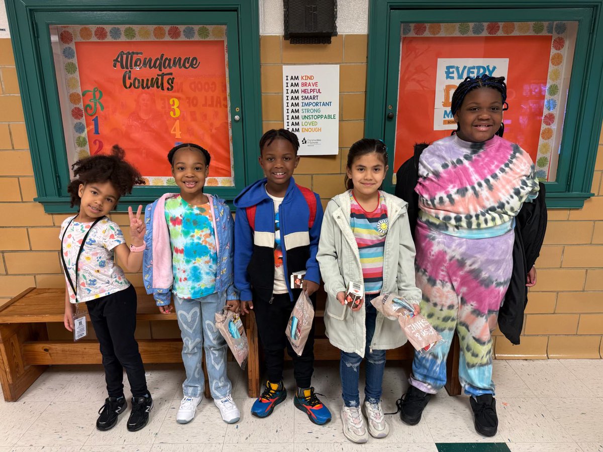 FairOaksHCPS's tweet image. Rainbow and Tie-Dye Day: Keep our colors going. #Attendancematters #GrowingGreatness