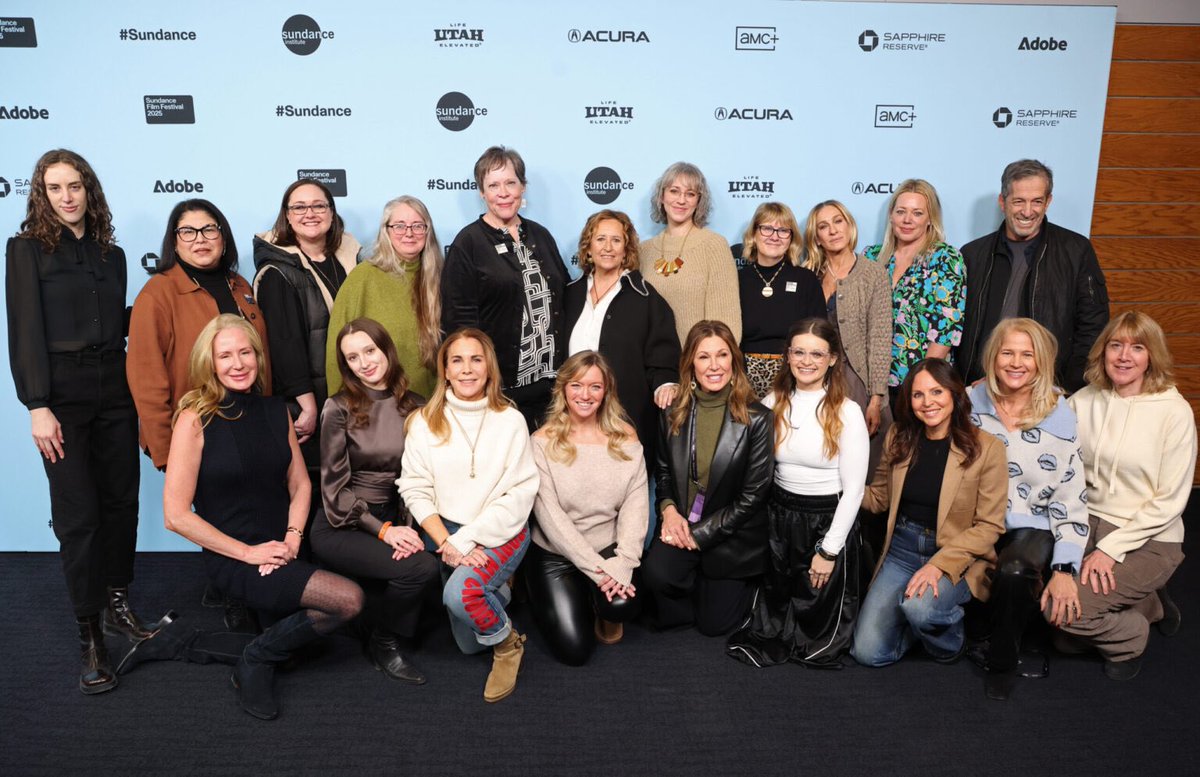 sundancefest's tweet image. This #NationalLibraryWeek, we&apos;re highlighting “The Librarians” 📚 – a powerful documentary by Kim A. Snyder. The film reveals how librarians are courageously battling book bans in Texas &amp;amp; Florida, standing as fierce defenders of democracy. Premiered at the 2025 Sundance Film…