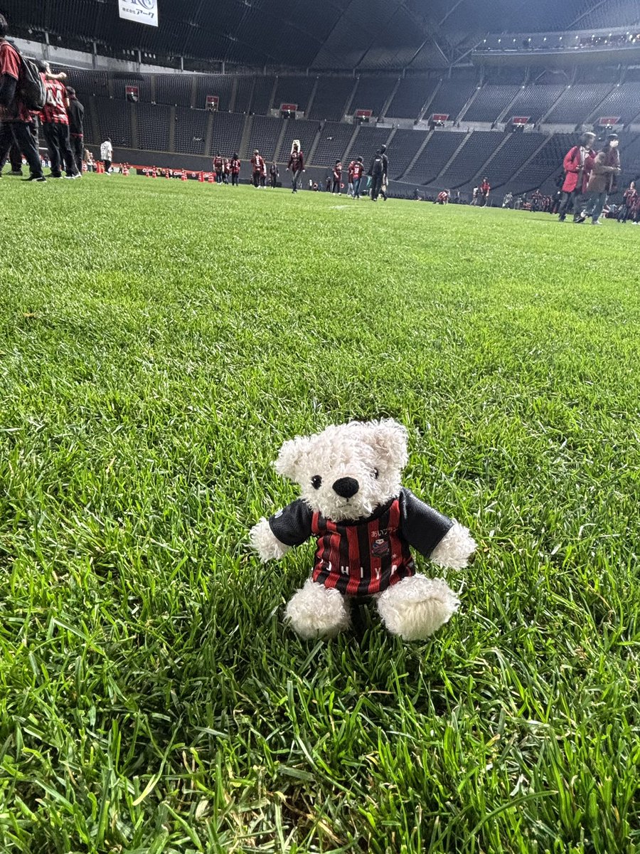 cns_0723's tweet photo. ホーム初勝利の後のピッチは最高だった✌🏻
#consadole https://t.co/b42J3l2TV0