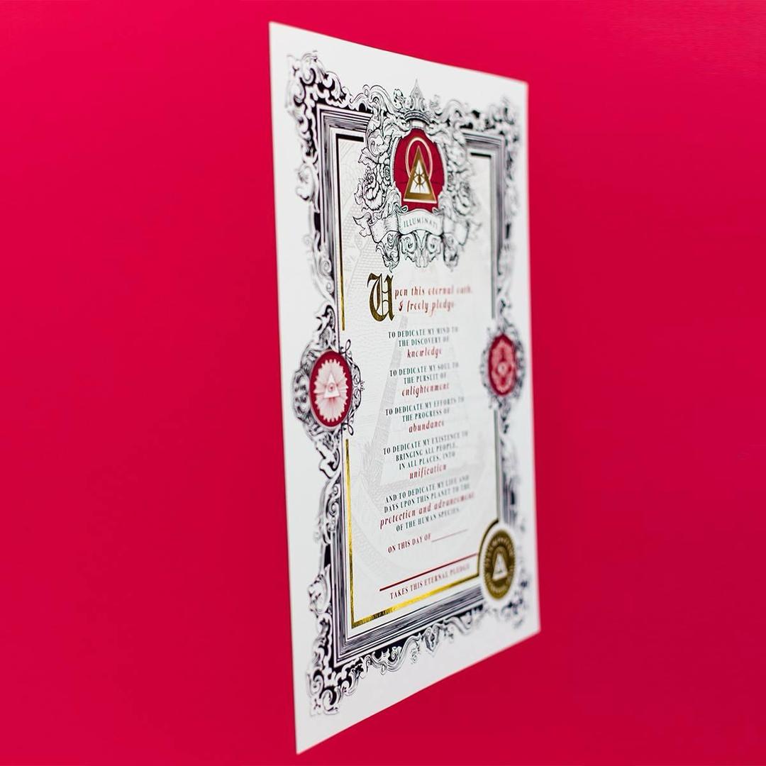 lightwalker1212's tweet image. Hail The Light🔺️
#illuminatiam #membershipCertificate
#illuminati
#light