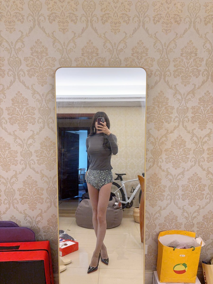 Lilunlee's tweet photo. sexy？ https://t.co/8N60RykQCo