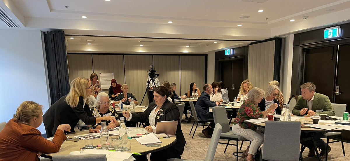 Lyn Sharratt tweet media