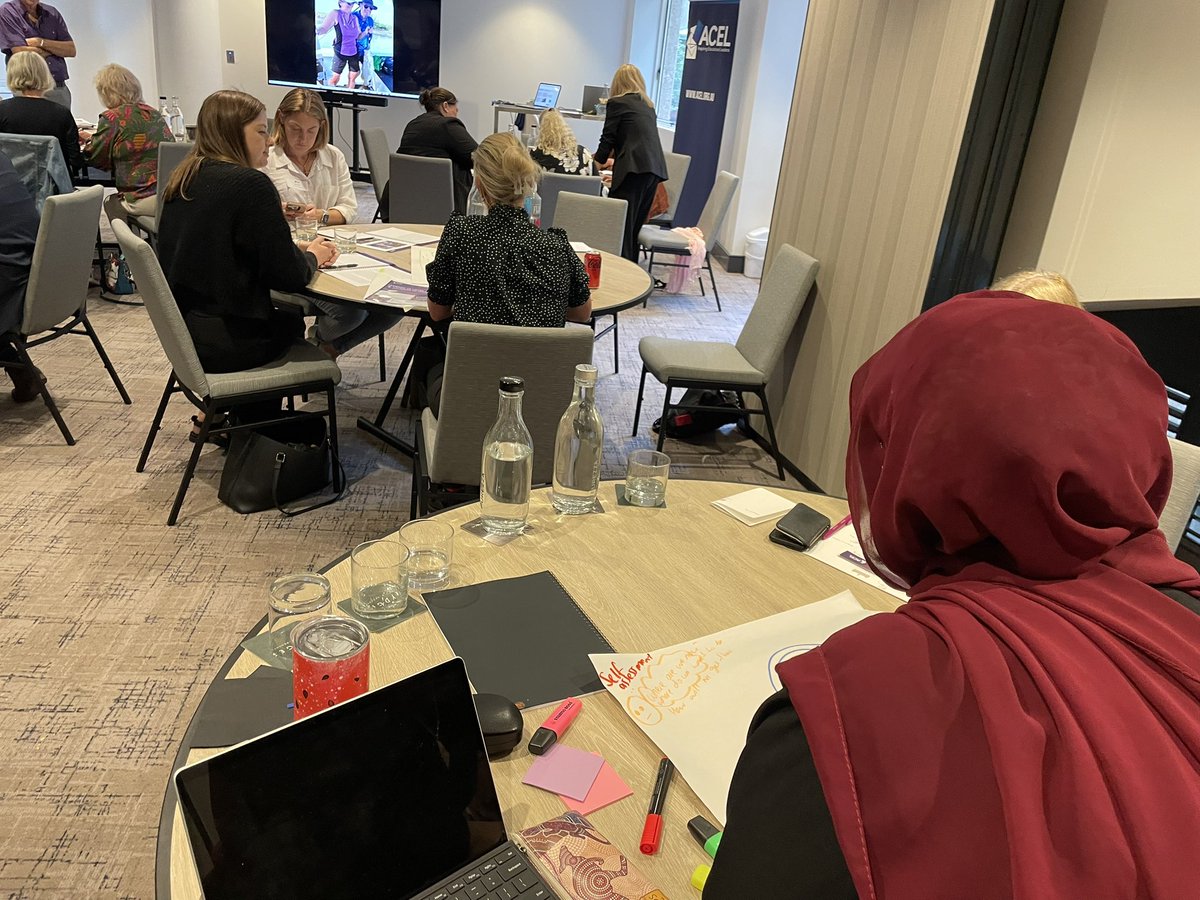 Lyn Sharratt tweet media