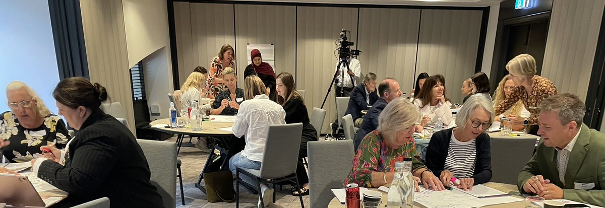 Having a fabulous 6wks in Au - with a high-impact session with my co-author John Hattie -a fun day introducing Learning to Listen - Listening to Learn (Corwin 2025)Thank you <a href="/acelaustralia/">ACEL</a>