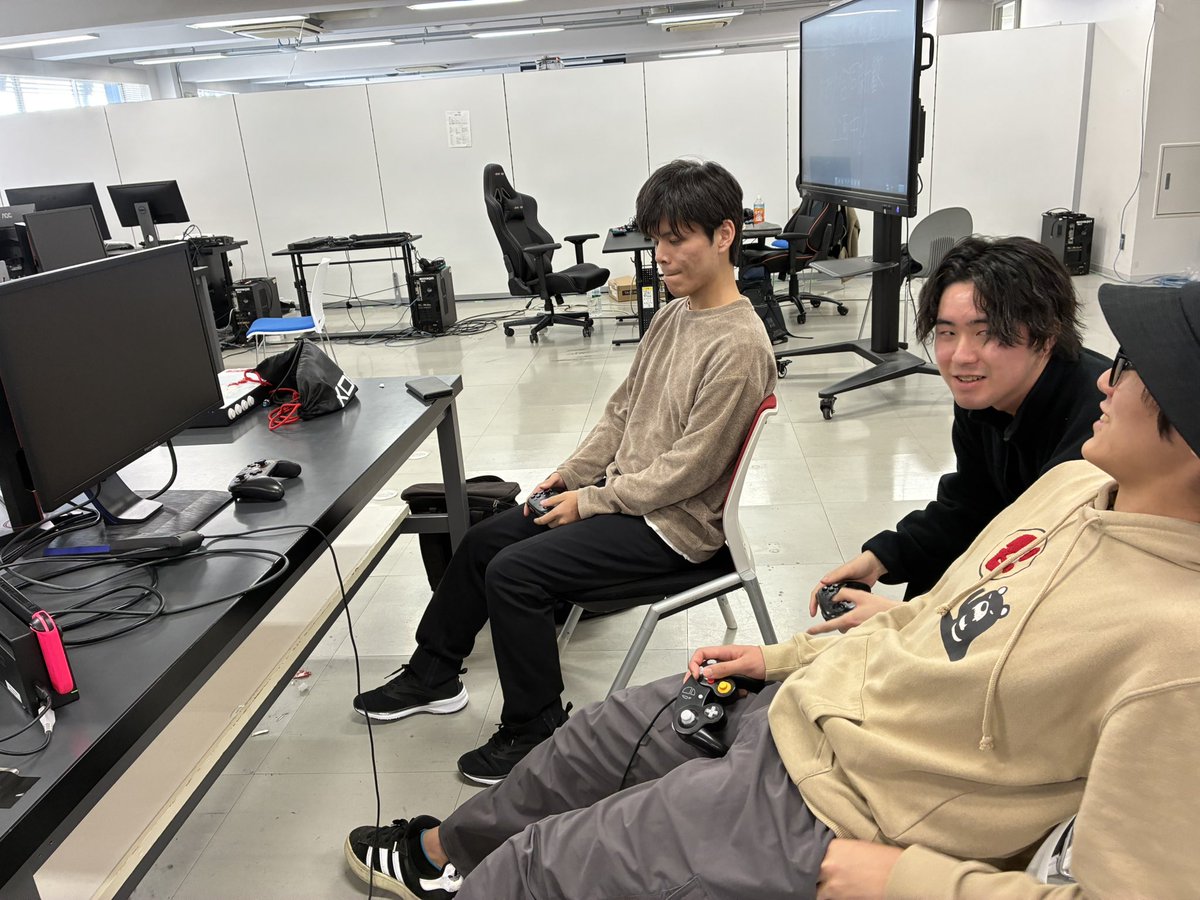 RAYclassic_GG's tweet photo. おはようございます!!
今日は四條畷キャンパスにガイダンスで説明に行かせていただきます!!
13時から1号館でイベントもやっているのでぜひ来てください!!
(写真は先日までのスタジオの写真です)
#春からoecu #春から大阪電気通信大学
#espotsproject https://t.co/OzsIDlTEy2