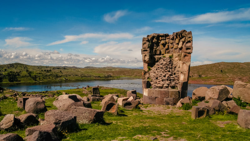 e_ramos44249's tweet photo. The Sillustani Chullpas are impressive pre-Inca funerary structures located on the Capachica Peninsula.
Source:https://t.co/0YakMp8HbG
#SillustaniChullpas #Sillustani #AndeanCulture #AncientRuins #PeruTravel #CulturalHeritage #HistoricalSites https://t.co/iPkqjcKAk7