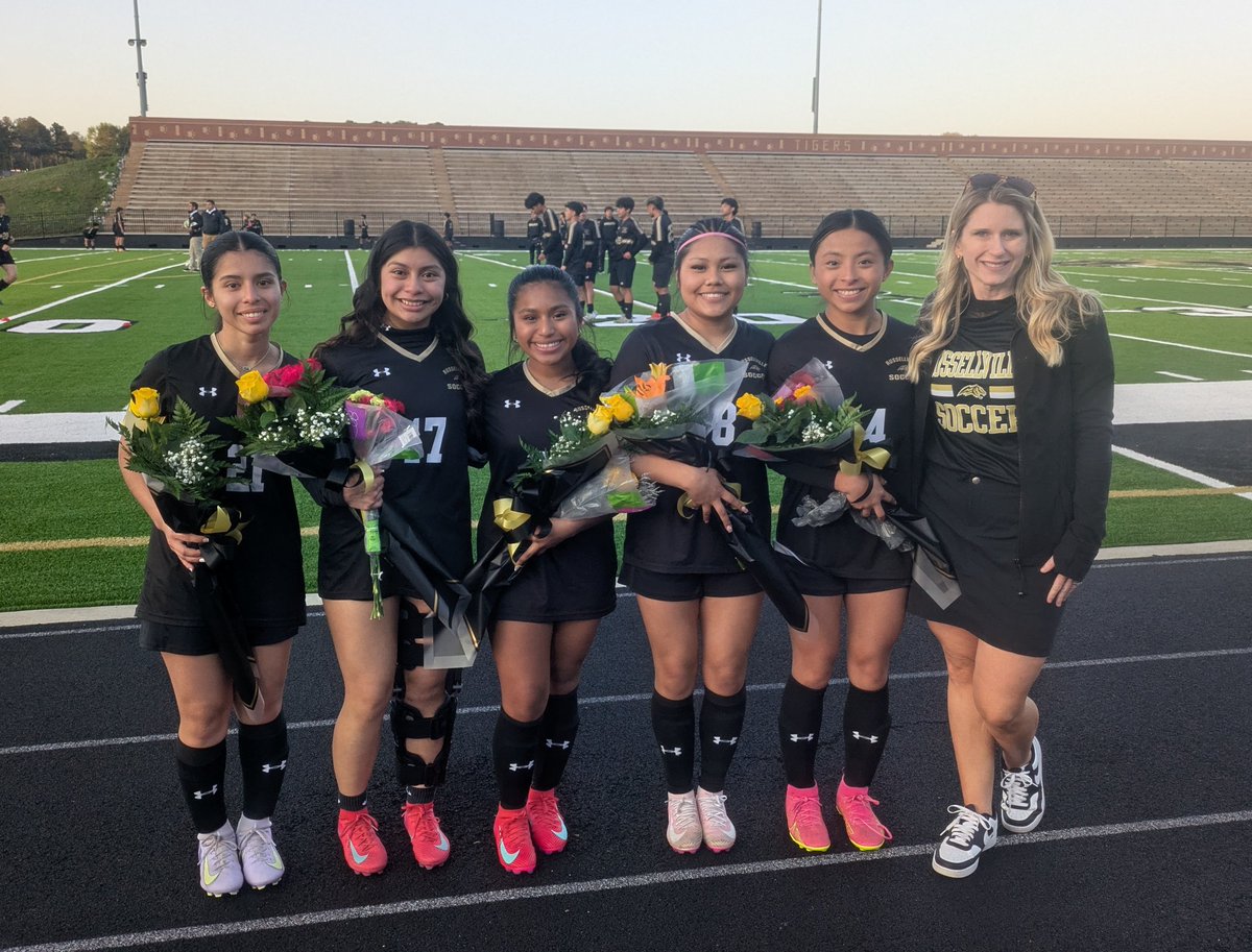 Russellville varsity girls' soccer team picks up 5-nil victory over Lawrence Co. on Senior Night ⚽