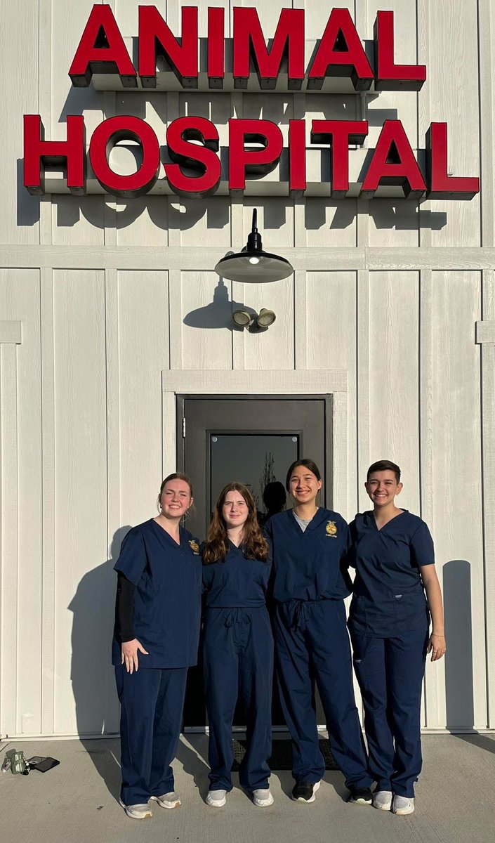 Today our Veterinary Science team participated in the Rutherford County Invitational Vet Science CDE hosted at Family Pet Health, placing 1st out of 5 schools. Faith Lin scored high individual overall. 

We are proud of this team, and please wish them luck for State Saturday!