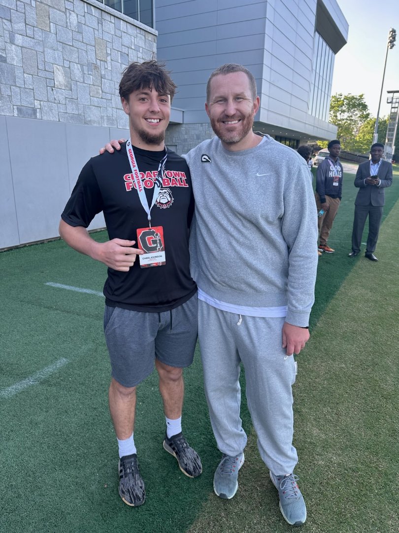 chris__johnson9's tweet image. Had a great time in Athens today 🐶@manmaker55 @RustyMansell_ @jamieabrams39 @JeremyO_Johnson @CedartownF @CdrtownRecruits