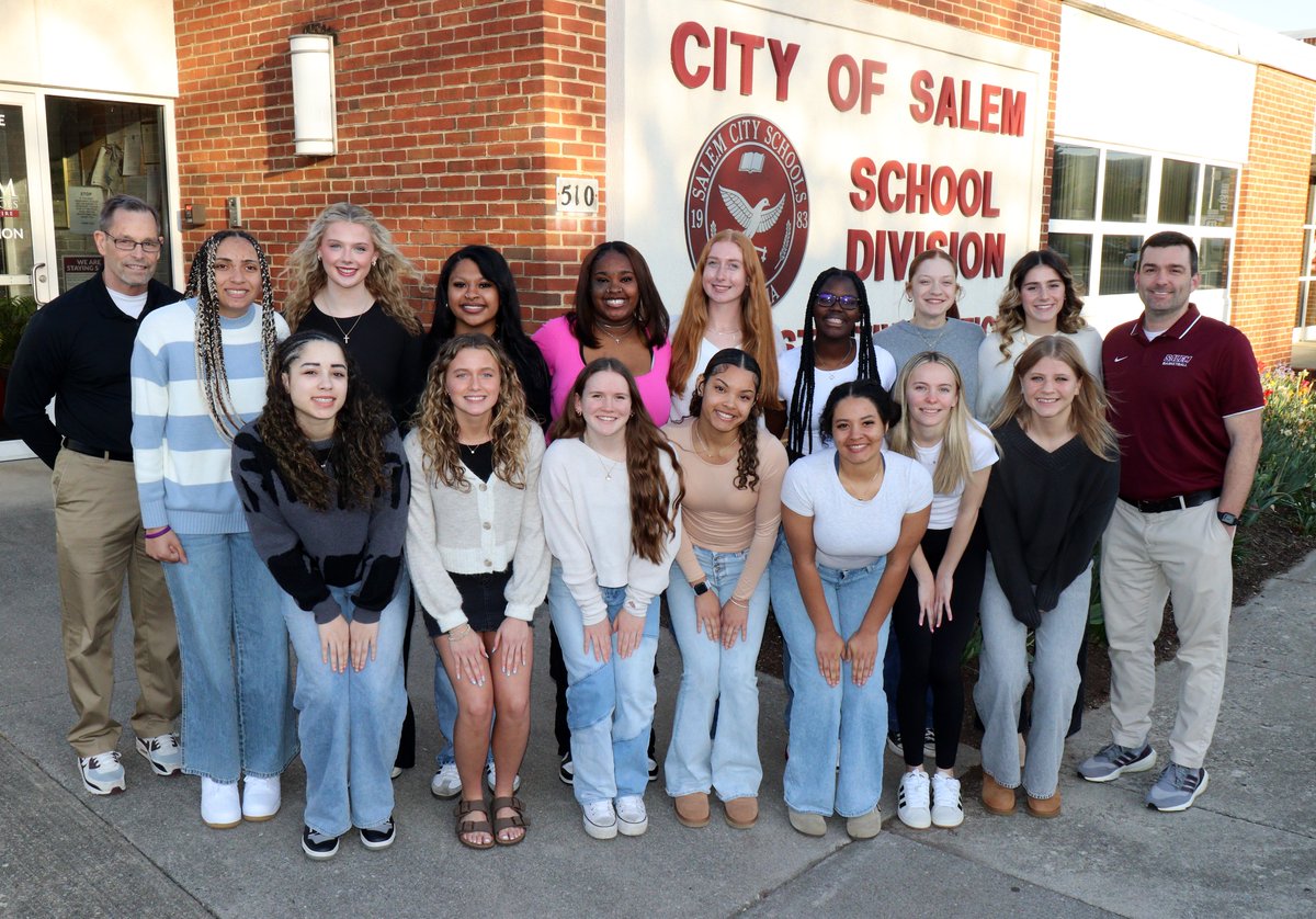 SalemVaSchools's tweet photo. The #SalemVA School Board recognized and congratulated the 2024-2025 Salem High School Girls Basketball Team on its many achievements this school year. The Lady Spartans won 27 games &amp; made it all the way to the Class 4 Championship game before their season ended. @SalemSpartans https://t.co/JGc9UeVHsS