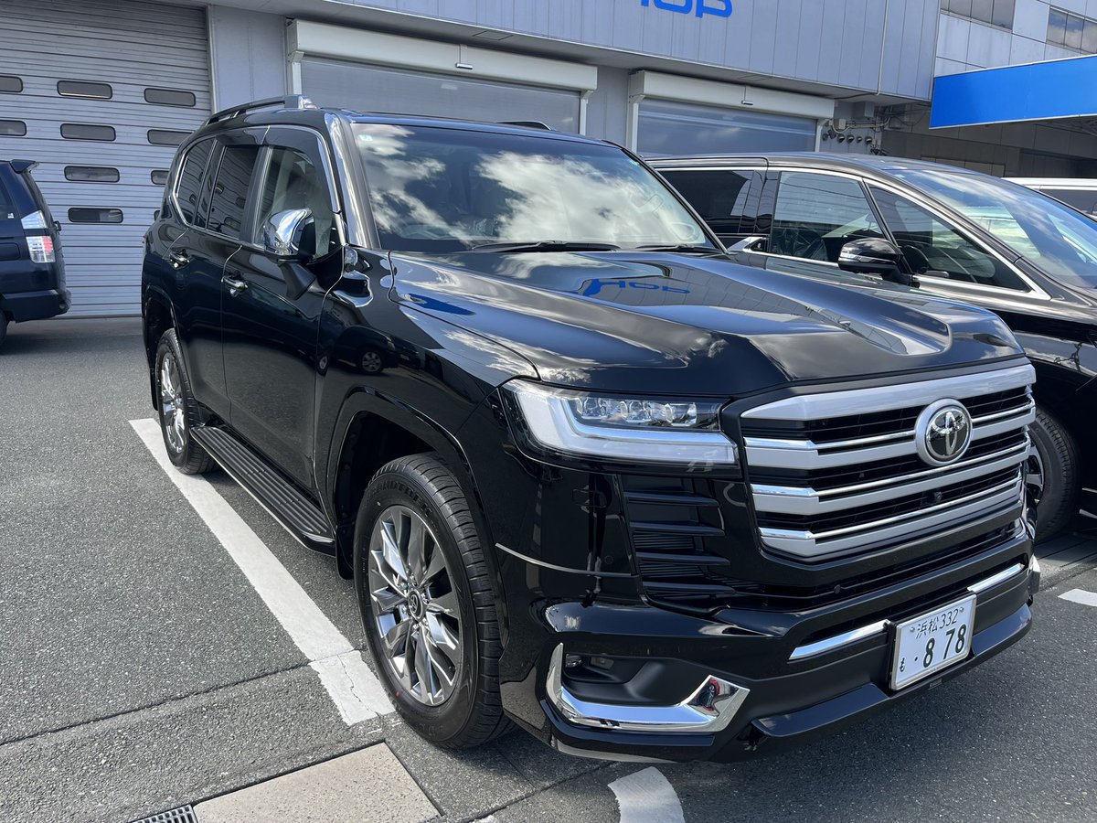 taka11878's tweet photo. #拡散希望
#ランクル300
#ラウンドクルーザー300
#盗難

車盗難されました😭
乗ってたゴルフバックは海に投げられてる💦

許せない😫
週末ゴルフあるのに💦
いや車ない😭

GPS付けてても捨てられてる https://t.co/S61dR81A7h