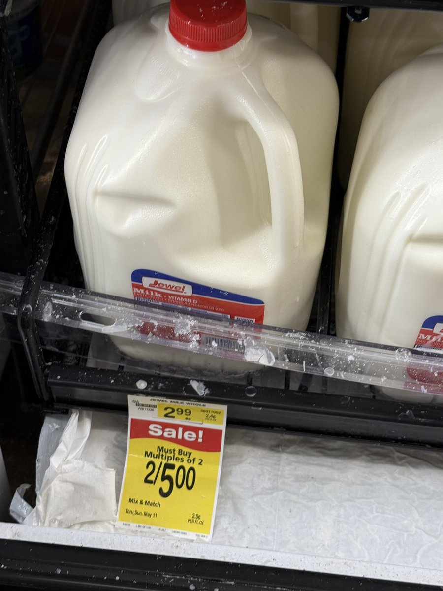 TrumpResults's tweet photo. 4/8/25 - Gas $3.53/gal (⬆️ $0.46/14.9% from $3.07 on 1/21/25); Milk $2.99/gal (Same as $2.99 on 1/21/25); Bacon $10.99 (Same as 10.99 on1/21/25); Eggs $4.99/doz (⬇️ $4/44.9% from $8.99 on 1/21/25). Total $22.50, ⬇️$3.54/13.6% from $26.04 when @RealDonaldTrump took office. https://t.co/HLSYVsoIrw