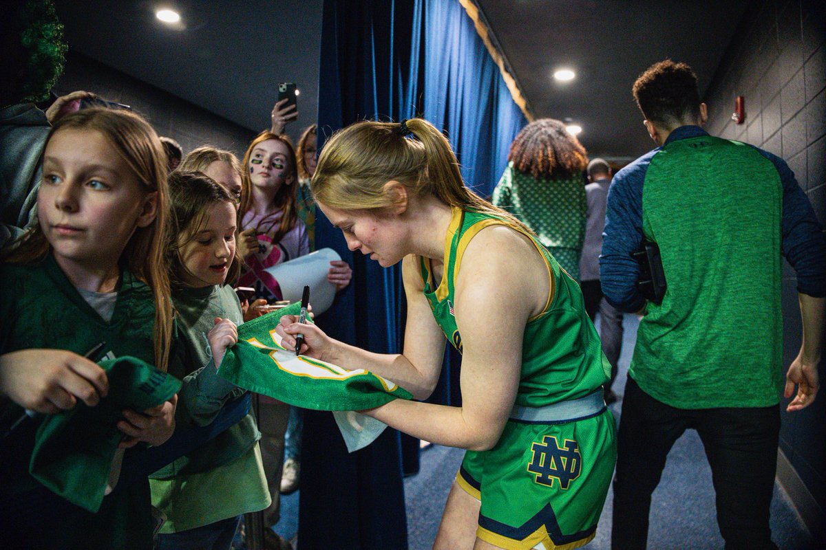Notre Dame Women's Basketball tweet media