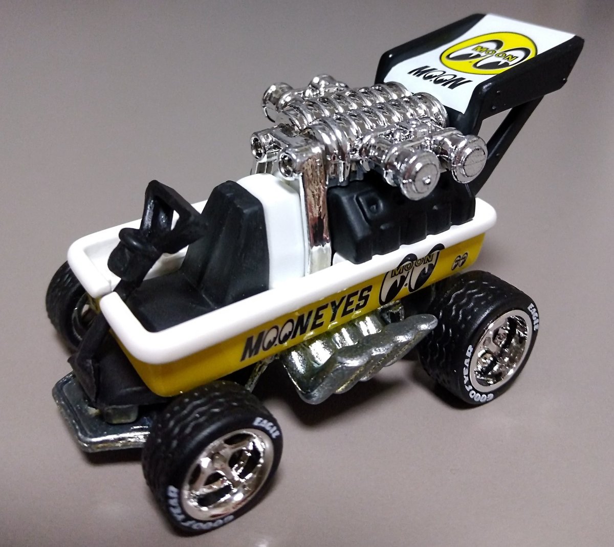 simasayo1121's tweet photo. 保存用

#HOTWHEELS
#ホットウィール
#MOONEYES
#ムーンアイズ
#STICKYFROG
@stickyfrog_ https://t.co/NJuogXBLzK