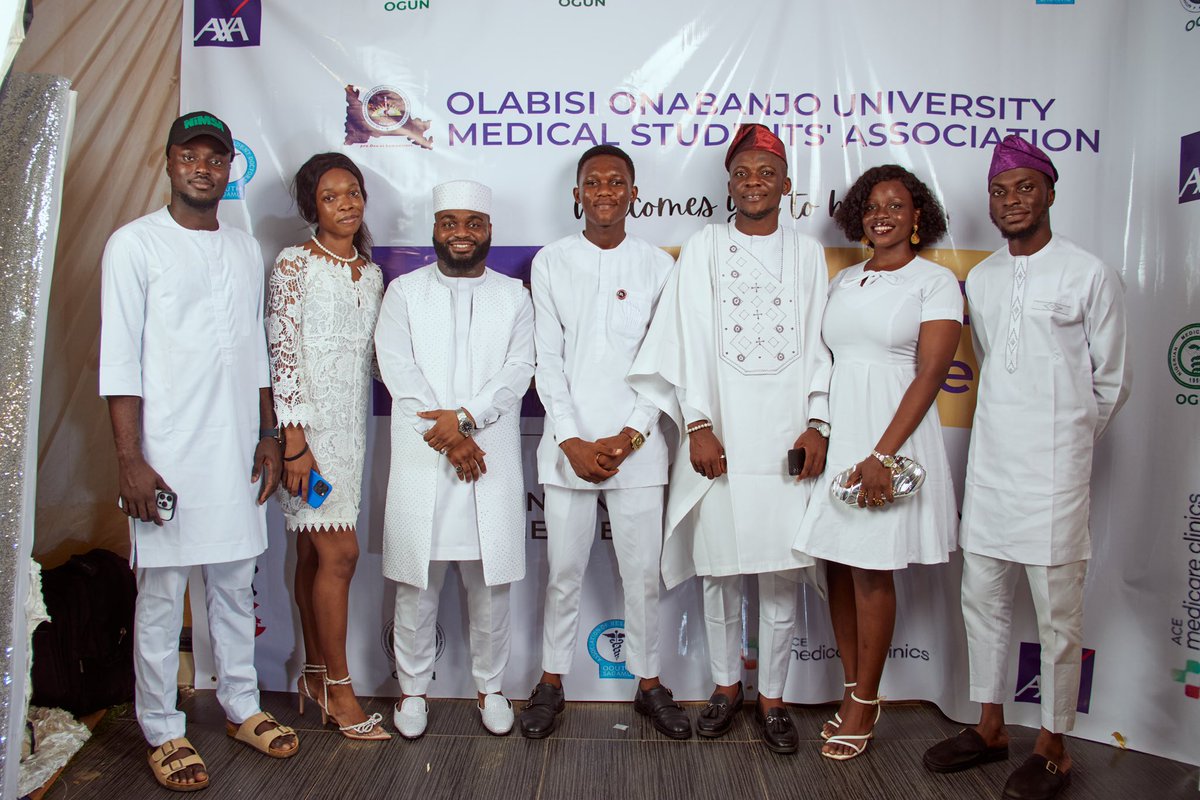 DanielOlusade's tweet photo. On the 5th April, last week, I was privileged, along side some SW Leaders, to have joined the good people of @ooumsa in their just concluded 31st Health Week at OOUTH, Shagamu, Ogun State.
I was a blissful experience I would ask for again and again!
#NiMSA #OBA #OOUMSA https://t.co/JSKvhftCR2