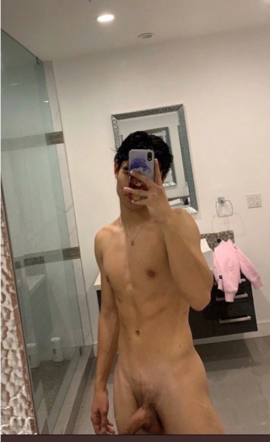 gay_nets's tweet photo. kio 👀 https://t.co/UJdKUdSRsC