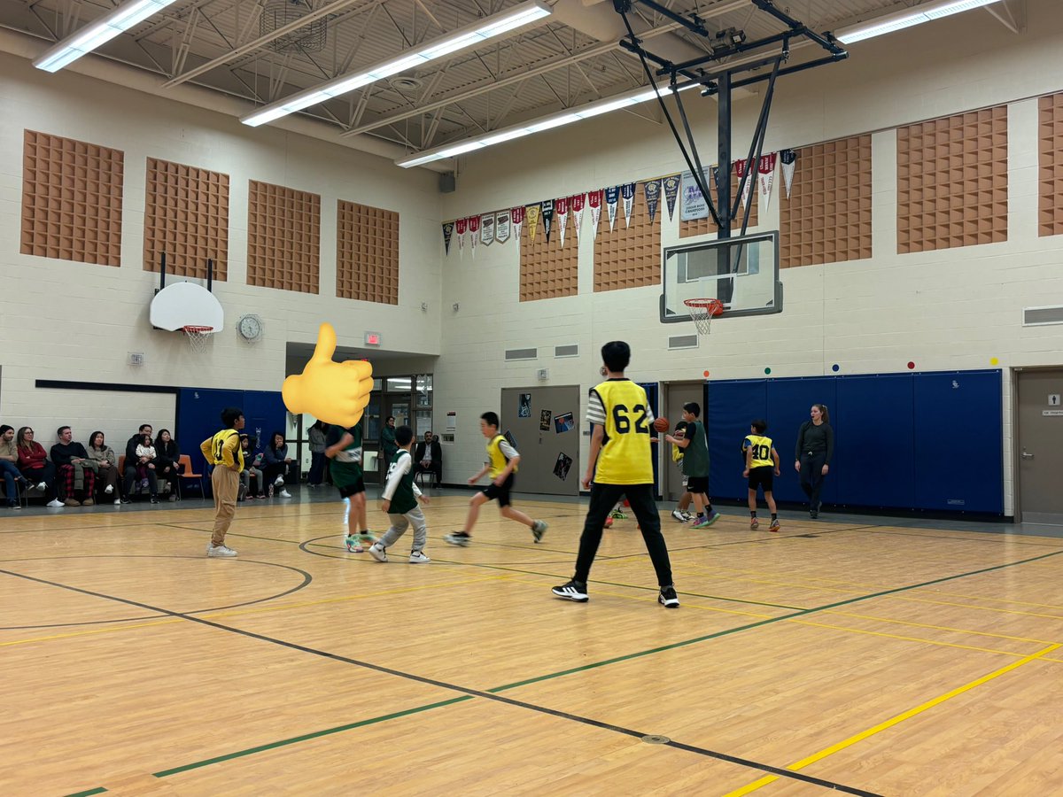 Ms_AChen's tweet photo. Congratulations to our Junior Boys Basketball Team on their victories today in a mini round robin against 2 other schools and they came out on top! Great work representing our school with pride and sportsmanship! Go Mustangs! @johnmccraeps https://t.co/ovg5mVS8J8