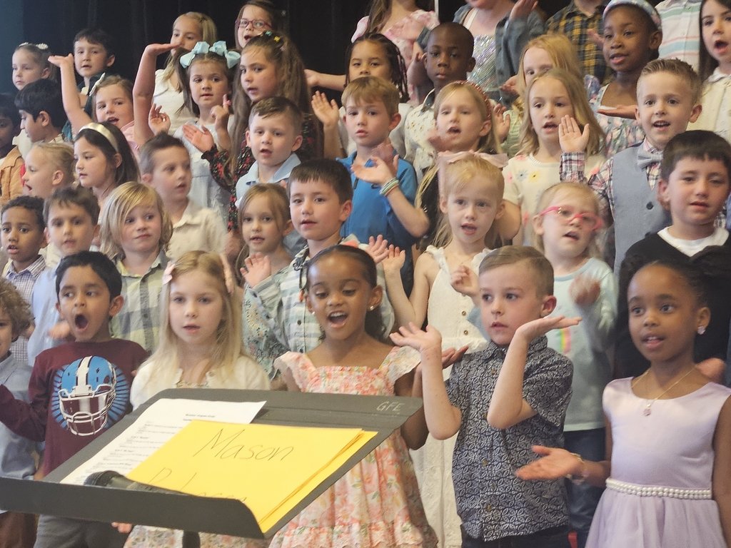 Our kindergarten classes wished everyone a "hoppy spring" tonight at their musical performance!  ##WatchMeSOAR #GetUpAndGlow 🐰💐