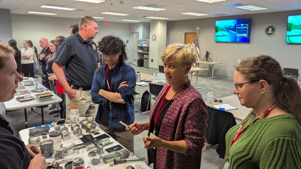 Tonight Raleigh's citizen academy got a hands-on experience learning what it is like to be on the #FBI Evidence Response Team. Our evidence response team isn't who you call when you need a crime scene processed fast, but when you need it done right.