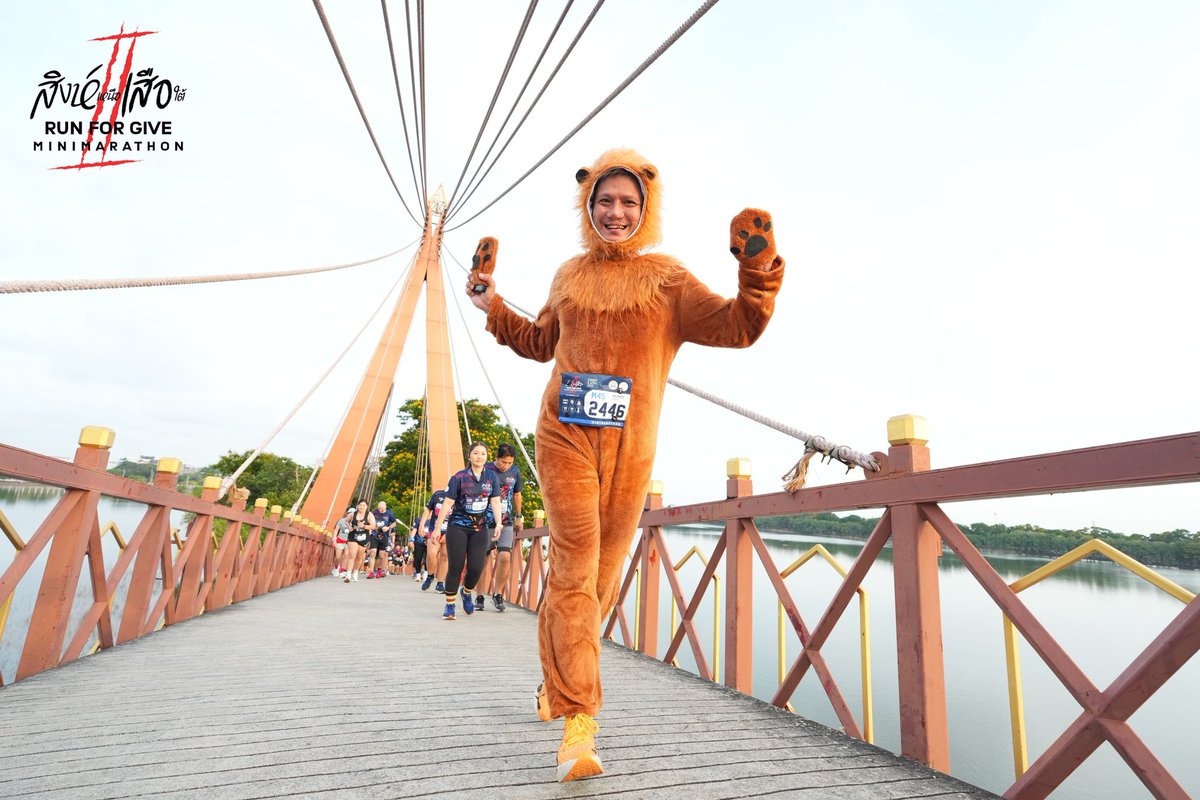 NinjaTooK's tweet photo. 🦁 Lion on the bridge 

#สิงห์เหนือเสือใต้2025 
#สิงห์เหนือเสือใต้ปี2
#สิงห์เหนือเสือใต้RunforGiveMinimarathon2025
#สิงห์เหนือเสือใต้RunforGiveMinimarathon 

#theXteam #theXteamRunners 
#theXteamAndFriends
#minimarathon #FancyRunners
#tookkyrun https://t.co/o1QnTI7Jfn