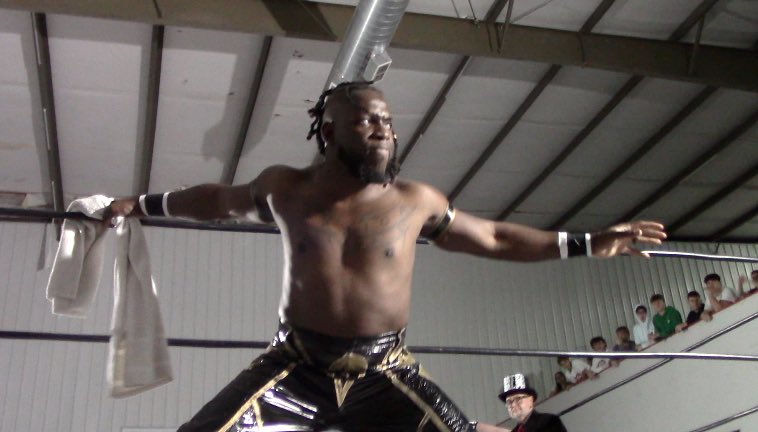 Couple shots of <a href="/DaCobra_/">TheEliteWarrior</a> from this past Saturday at <a href="/Pwg_Glory/">Pro Wrestling GLORY</a>