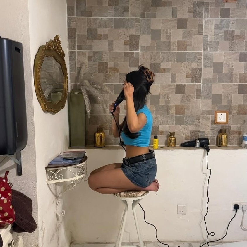 strwgerzz's tweet photo. pov: você bateu a cabeça e começou a me namorar, então agora essa é sua galeria https://t.co/Afa2vLBxF8