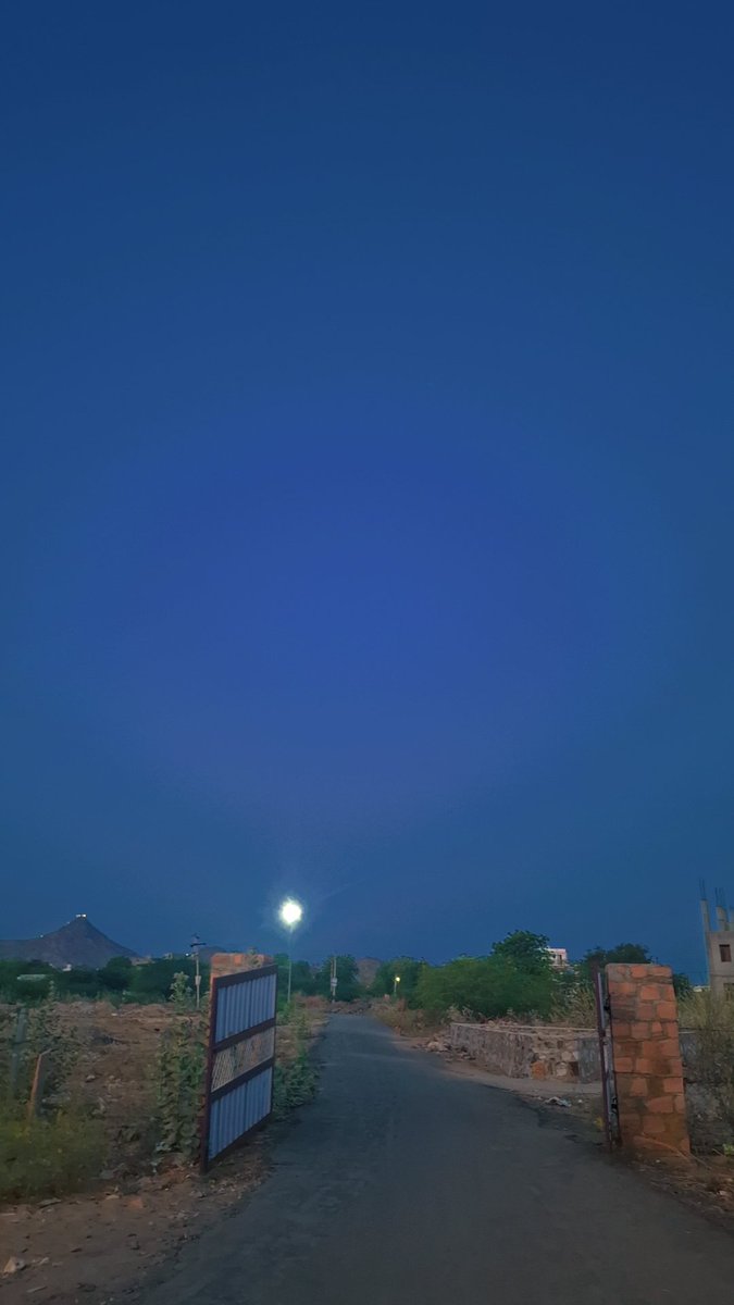 Ganpatcharan05's tweet image. सुप्रभात🙏