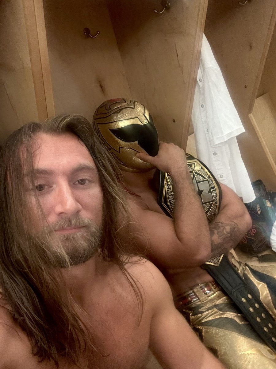 WWEFrazer's tweet photo. Would you swipe right? 

#WWENXT https://t.co/5B1bRETEXk