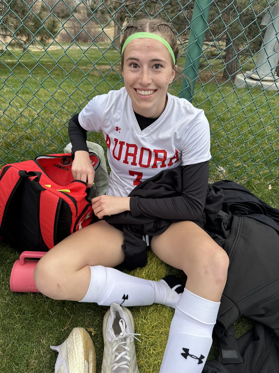 Huskyladysoccer's tweet photo. 0-6 L to KC Stars 
1-0 JV W - Hailey scored her first ever goal! 
Goodnight 😴 https://t.co/hbR7aOAp5q