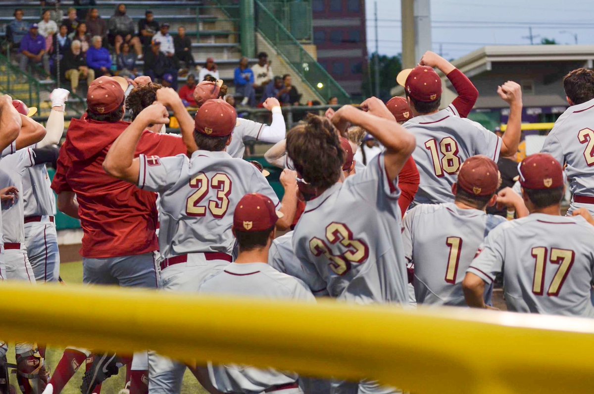 REECE ROUSSEL HOMERS TO RIGHT💣💣
