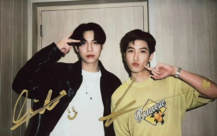 firstkharat's tweet photo. my fav boys 💞 https://t.co/96eWjUjUja